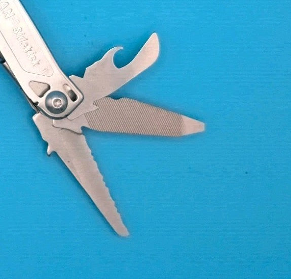 Leatherman Sidekick Multi-Tool, Knife, Pliers, Saw, Stainless! With Sheath!