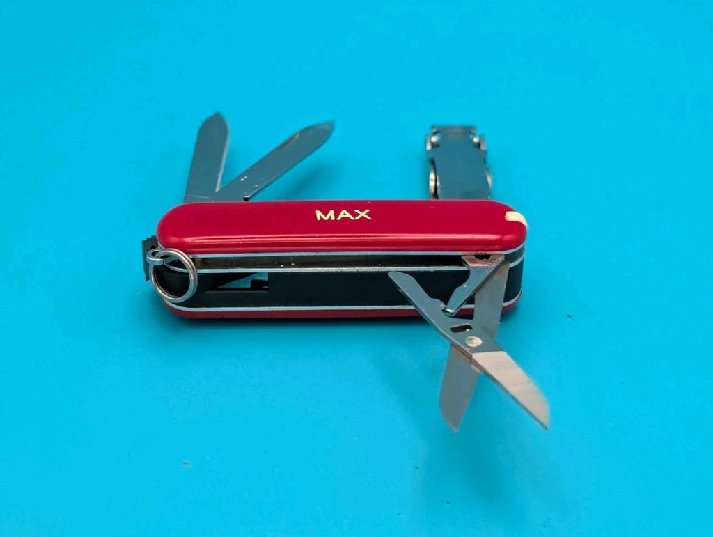 Victorinox Swiss Army Knife - Key Chain - Nail Clip 580 - RED! *MAX*