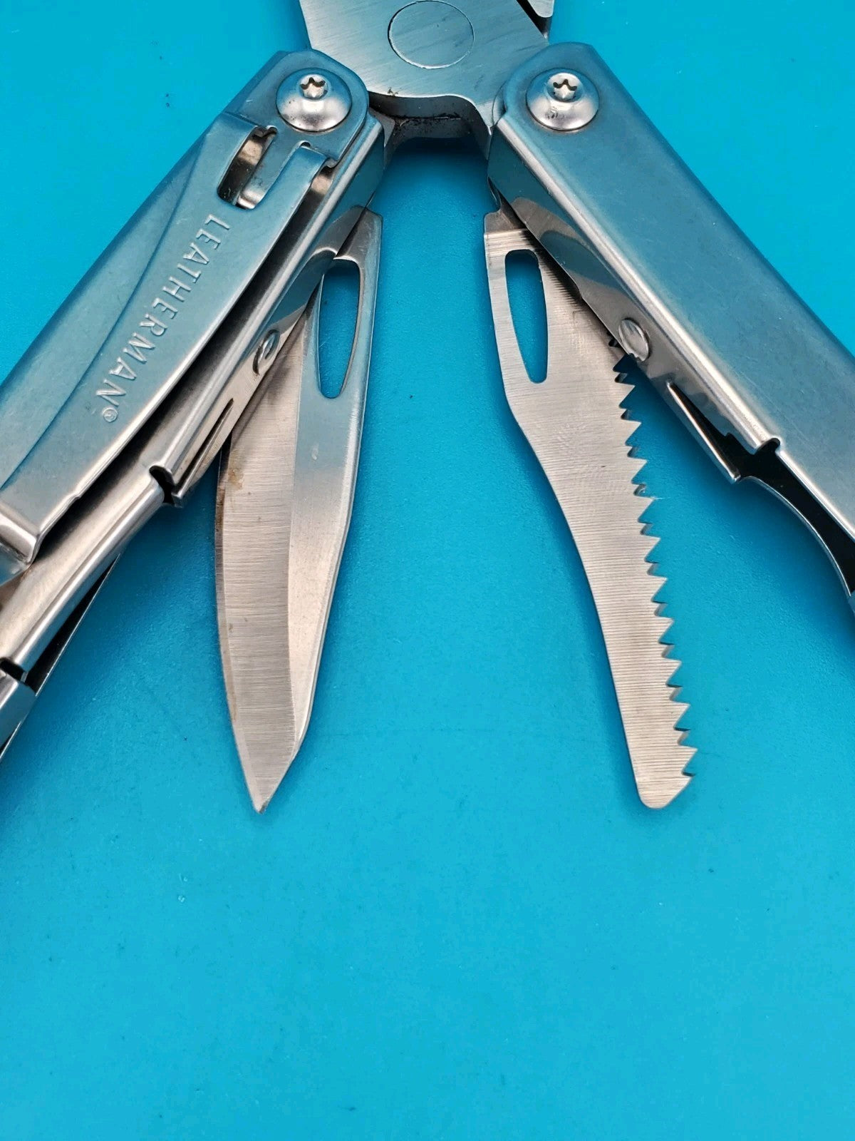 Leatherman Sidekick Multi-Tool, Knife, Pliers, Saw, Stainless!