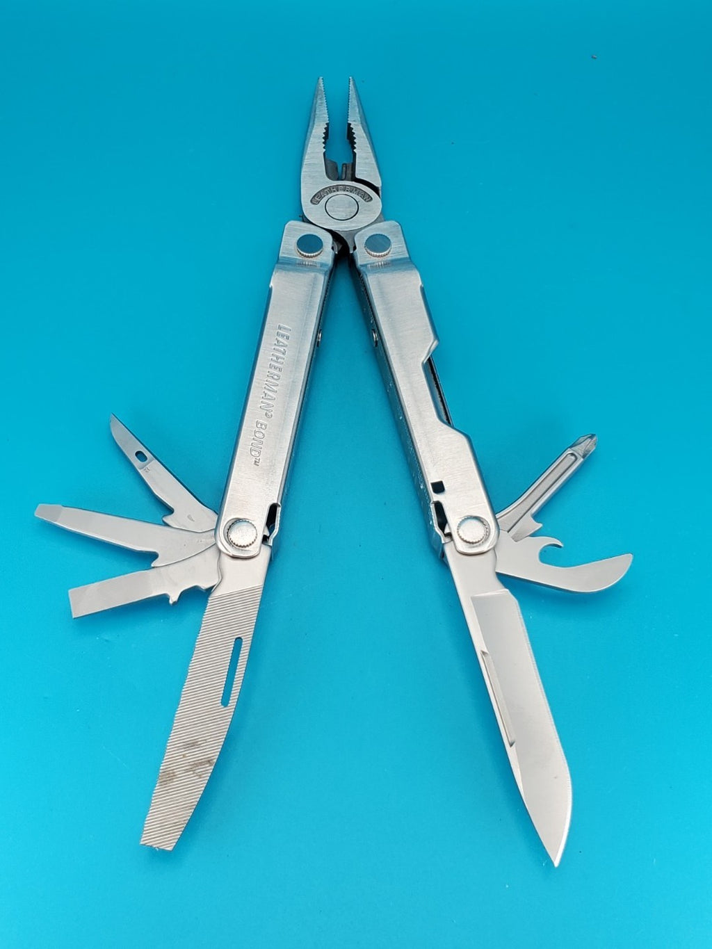 Leatherman Bond Multitool, Stainless Steel Everyday Tool
