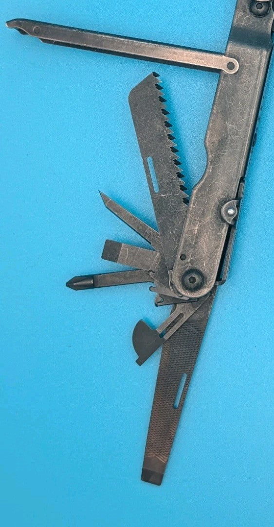 SOG PowerLock Multi Tool! Black!