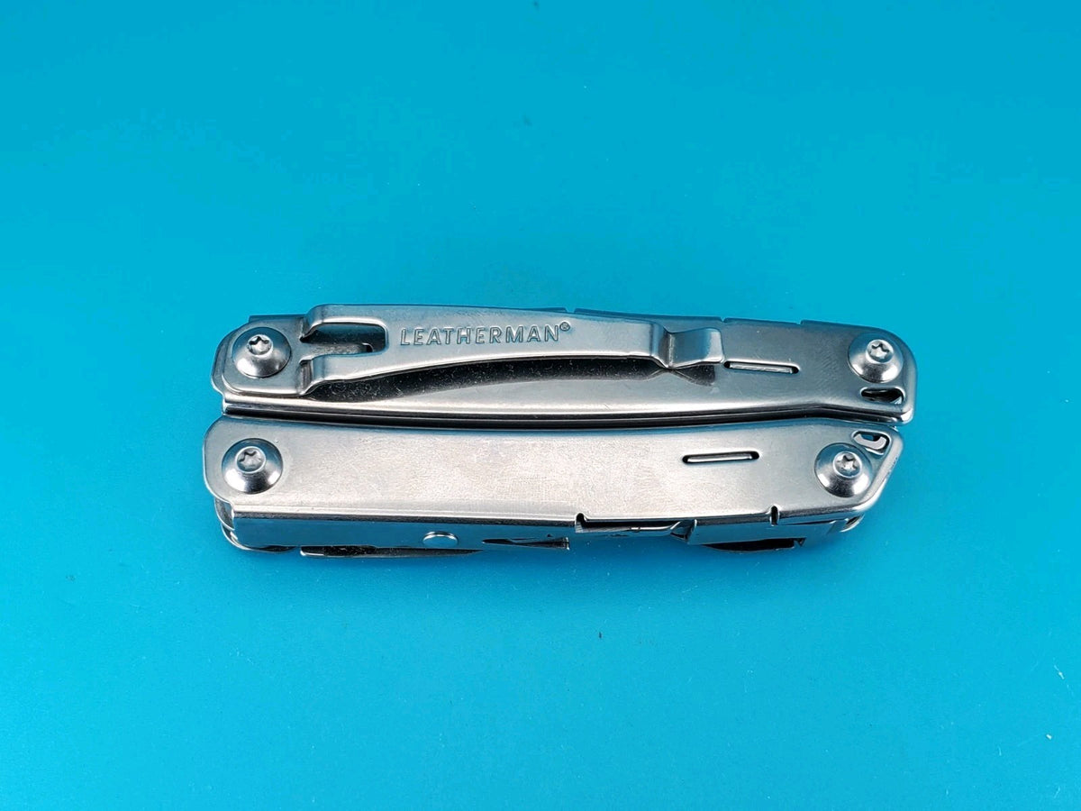 Leatherman Sidekick Multi-Tool, Knife, Pliers, Saw, Stainless! *DUNCAN AVIATION*