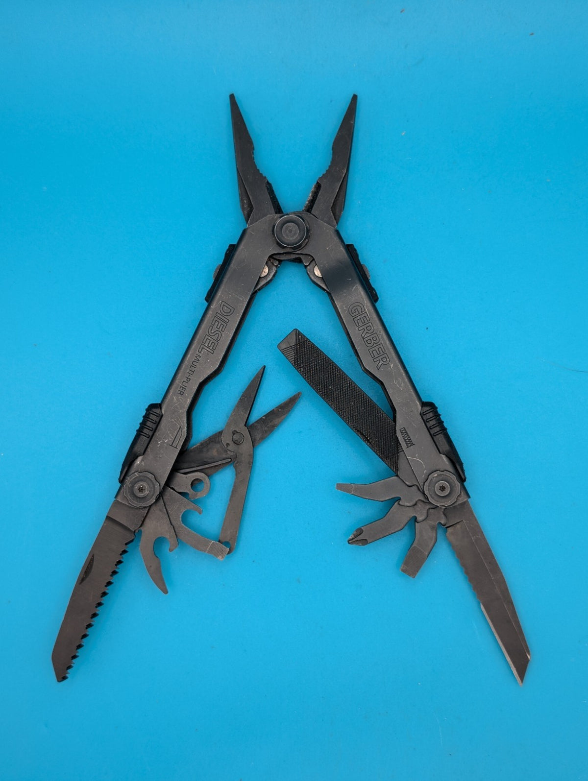 Gerber Diesel Multi Plier Multi-Tool! BLACK! WITH SHEATH!