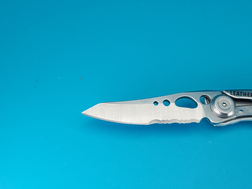 Leatherman Skeletool KBX Pocket Knife w/ Bottle Opener, SILVER!