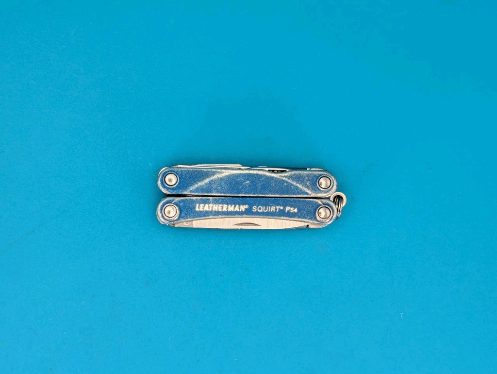 Leatherman SQUIRT PS4 Multi-Tool With Pliers Scissors Knife BLUE!