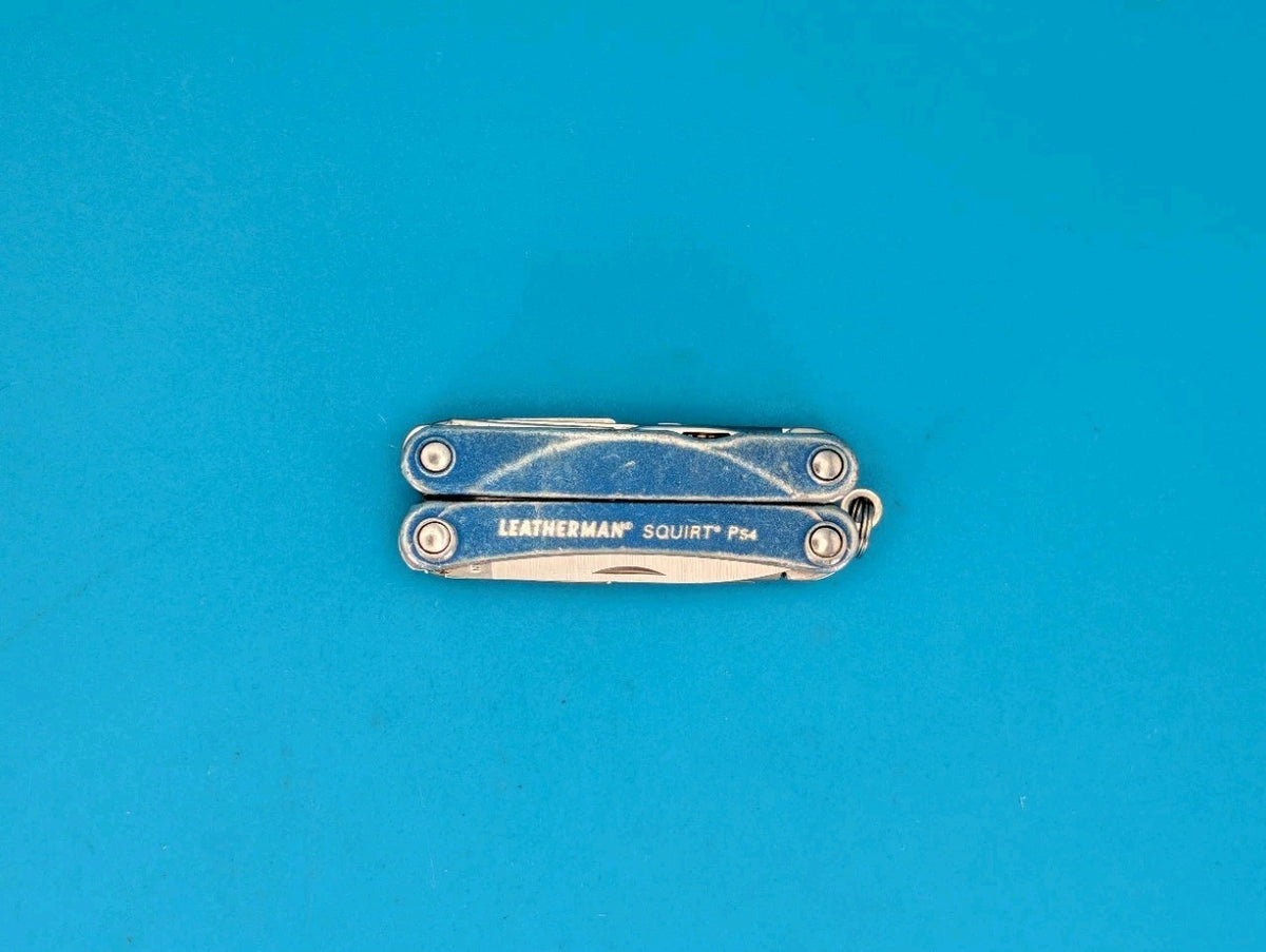Leatherman SQUIRT PS4 Multi-Tool With Pliers Scissors Knife BLUE!