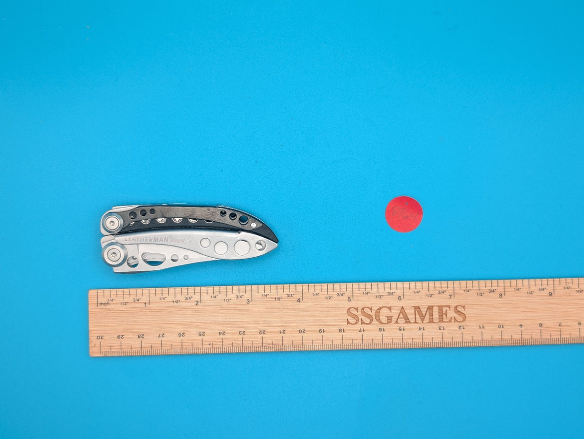 Leatherman Freestyle Multi-Tool - Discontinued - FAST SHIPPING!