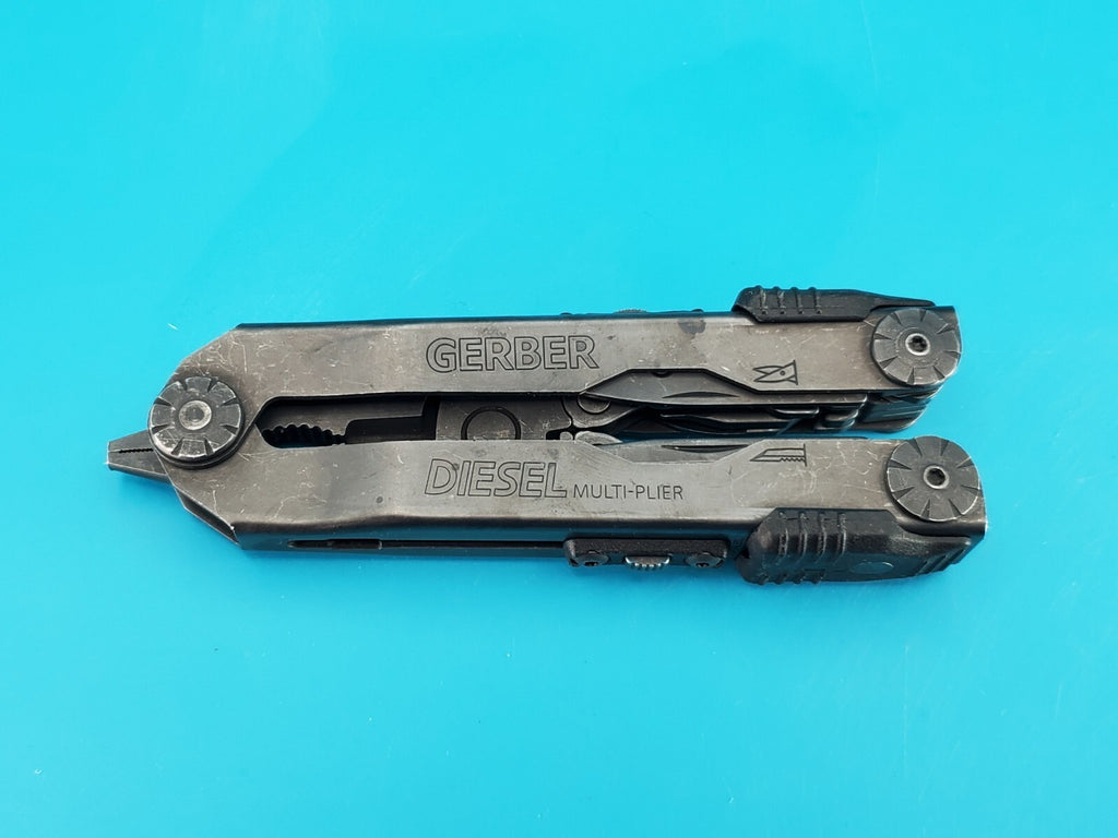 Gerber Diesel Multi Plier Black Multi-Tool!