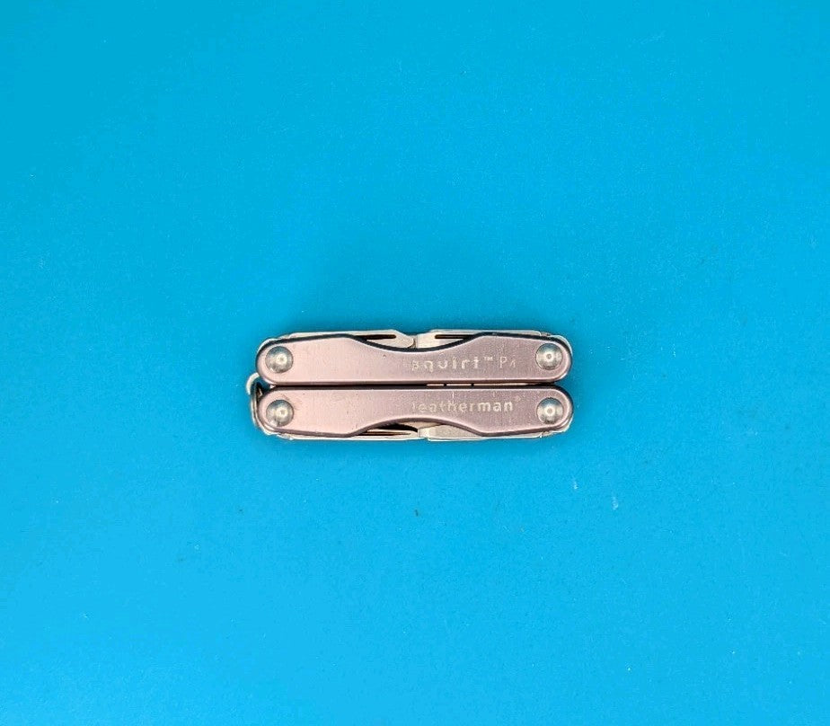 Leatherman Squirt P4 Multi-Tool, Key Ring, Retired, GRAY!