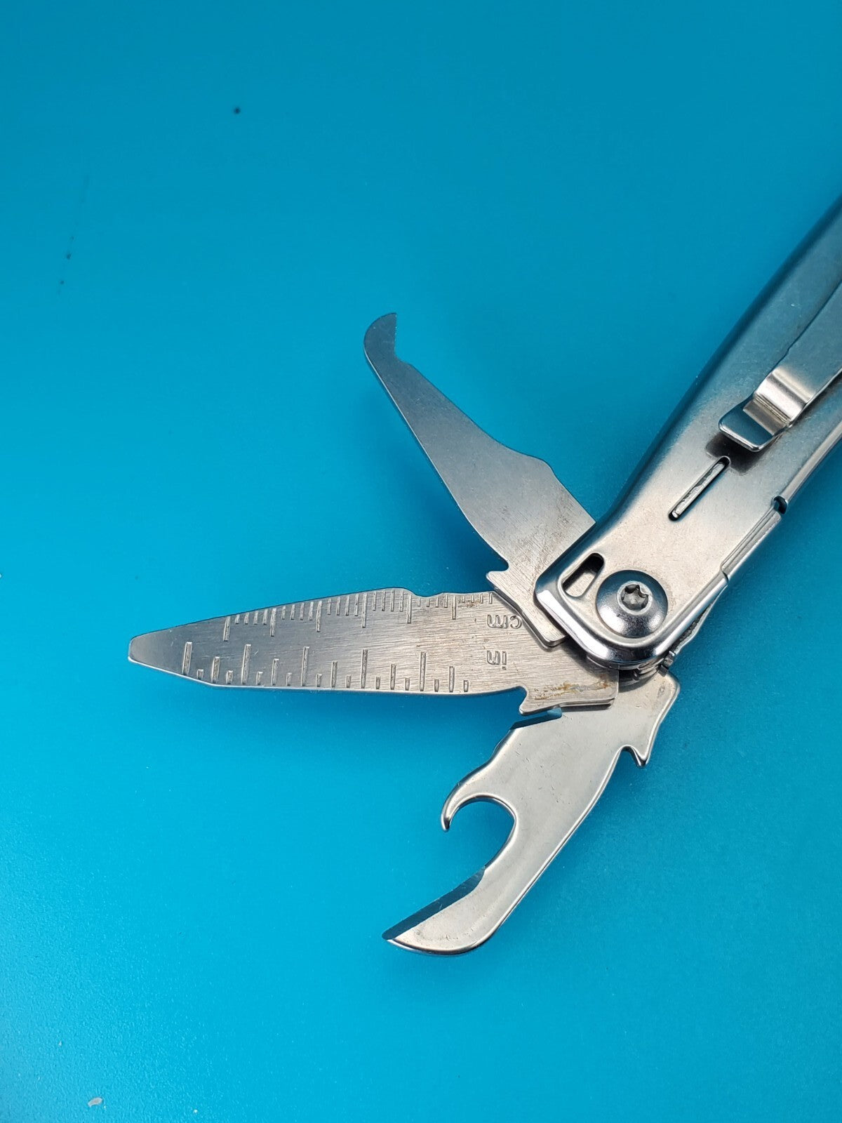 LEATHERMAN WINGMAN MULTI-TOOL! FAST SHIPPING! WITH SHEATH!