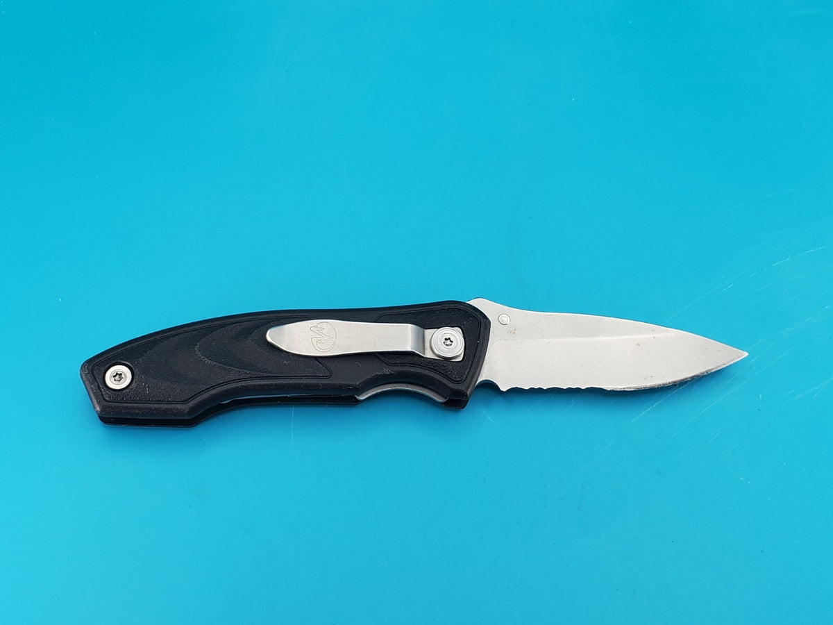 Leatherman C301 Pocket Knife with Clip Combo Blade Liner Lock!