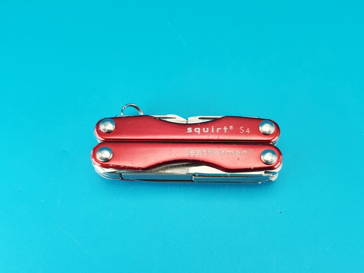 Leatherman "Squirt S4" Stainless Steel Multi Tool - RED!