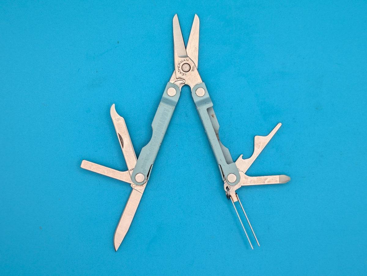 Leatherman Micra Multi-Tool, Knife, Scissors, Key Ring,  Light Blue!