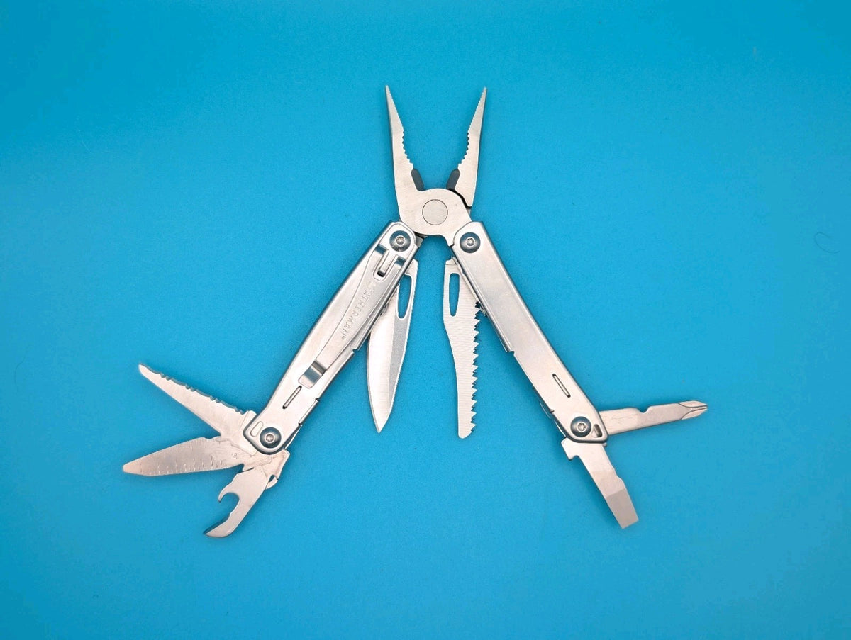 Leatherman Sidekick Multi-Tool, Knife, Pliers, Saw, Stainless!
