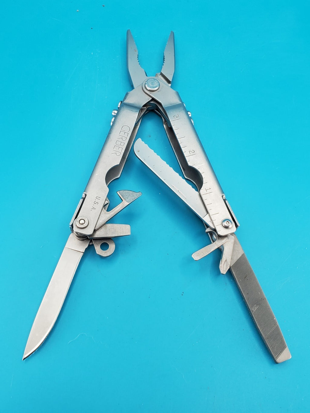 Gerber Vintage Stainless Steel Needlenose MP400 Multi-Tool Pliers! RARE!