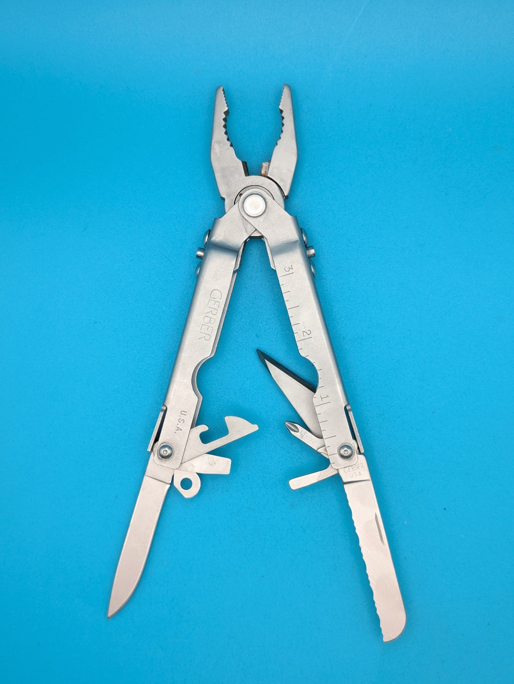 Gerber Vintage Stainless Steel Bluntnose MP400 Multi-Tool!