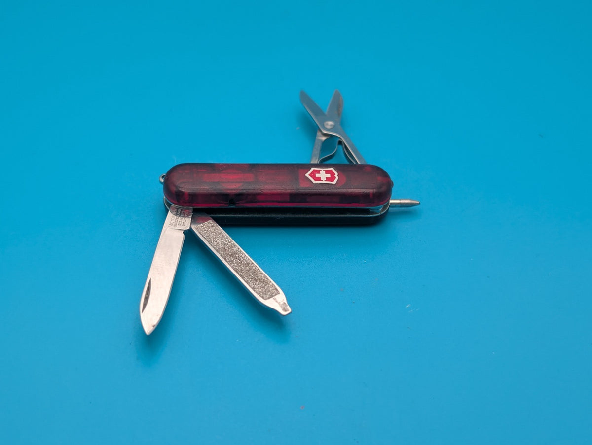Victorinox Signature Lite Red Swiss Army Knife! 58mm, Red BRIGHT LED!
