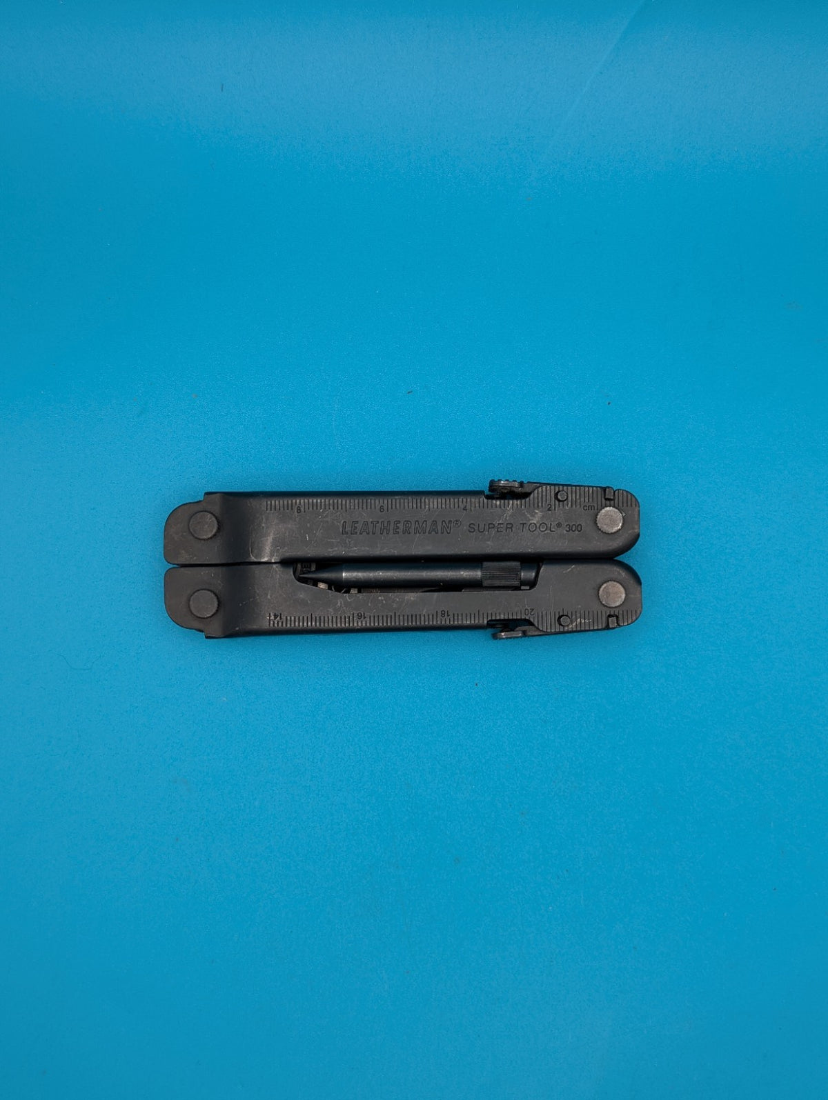 Leatherman Super Tool 300 Multi-tool Pliers! BLACK OXIDE!