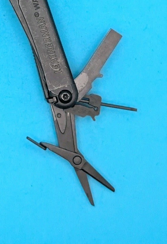 Leatherman Wave Plus + Multi-Tool! FAST SHIPPING! BLACK OXIDE!