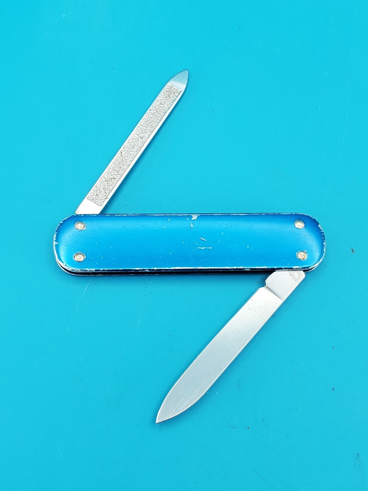 Victorinox 74MM Escort Smooth Blue Alox Swiss Army Knife Multi Tool!