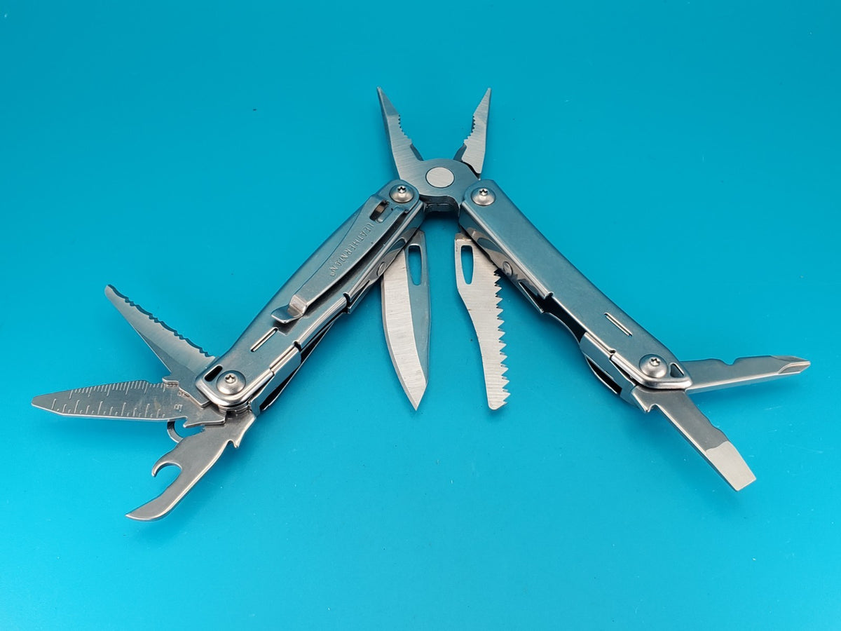 Leatherman Sidekick Multi-Tool, Knife, Pliers, Saw, Stainless! With Sheath!