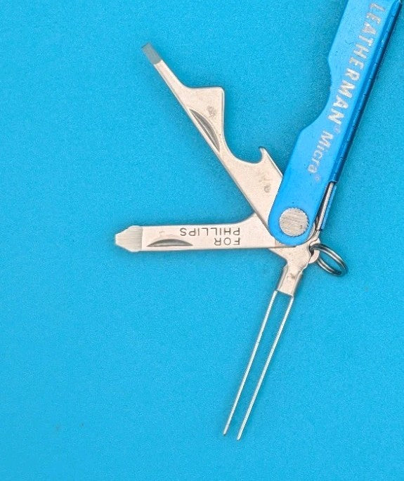 Leatherman Micra Multi-Tool, Knife, Scissors, Key Ring, Blue!