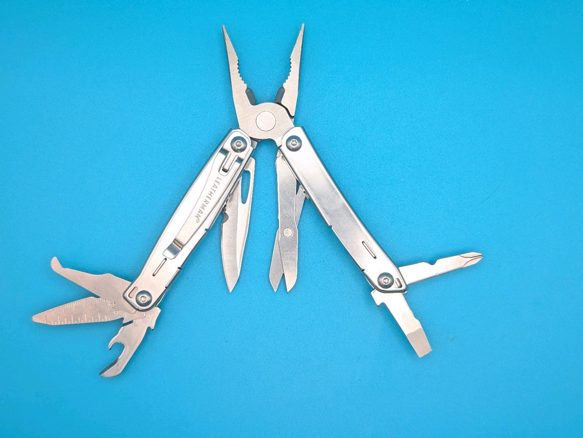 LEATHERMAN WINGMAN MULTI-TOOL! FAST SHIPPING!