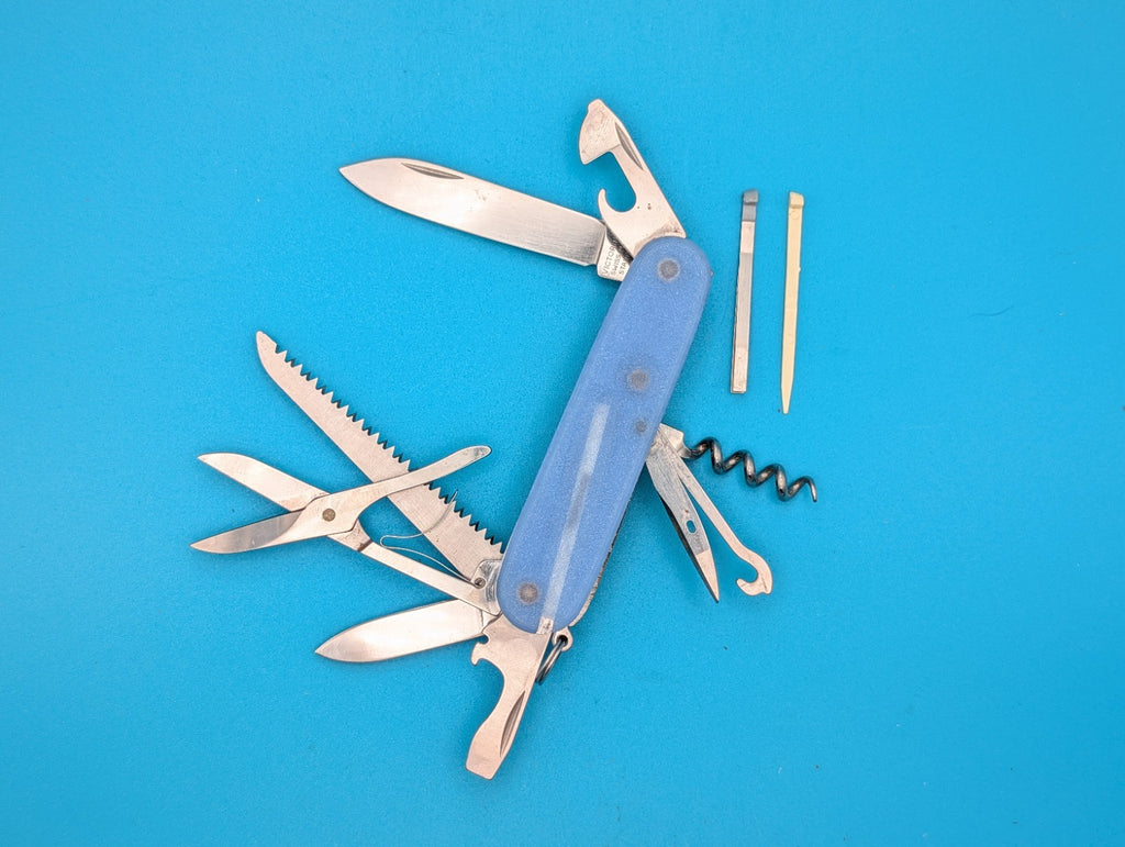 Custom Victorinox Huntsman Blue & Purple Glow in the Dark Swiss Army Knife! 91mm