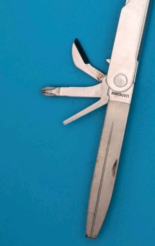 Leatherman PST 2 Multi Tool! 05/00 date stamp! Fast Shipping!