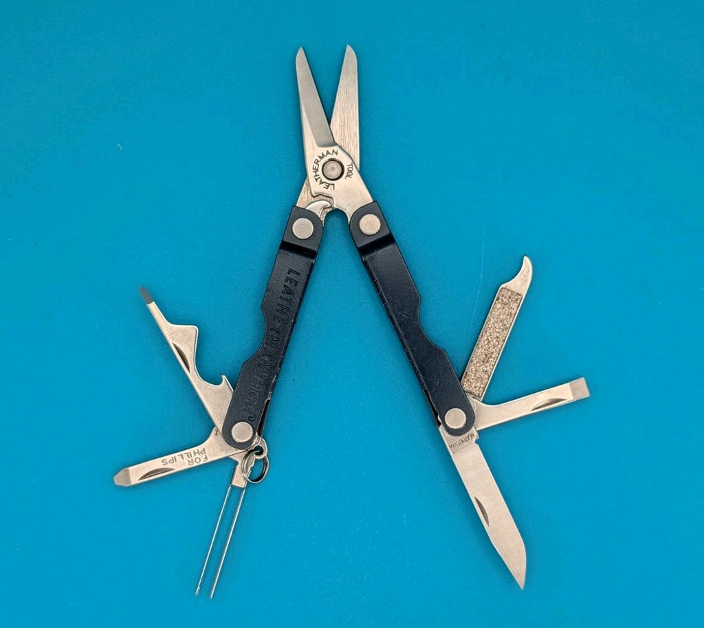 Leatherman Micra Multi-Tool, Knife, Scissors, Key Ring, Blue!