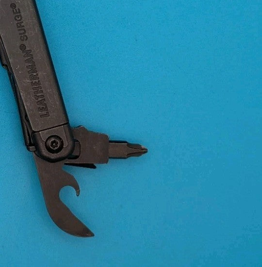 Leatherman Surge Heavy Duty Multi-Tool! GOOD WORKING CONDITION! BLACK OXIDE!