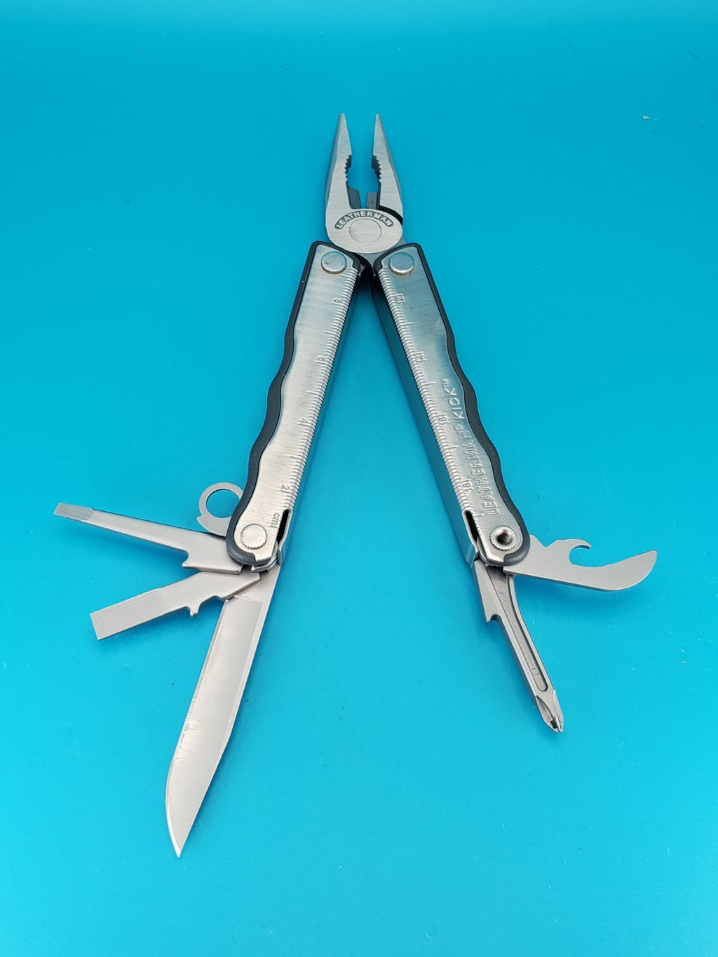 Leatherman Kick Multi-Tool, Knife, Pliers, Retired, Collectible!