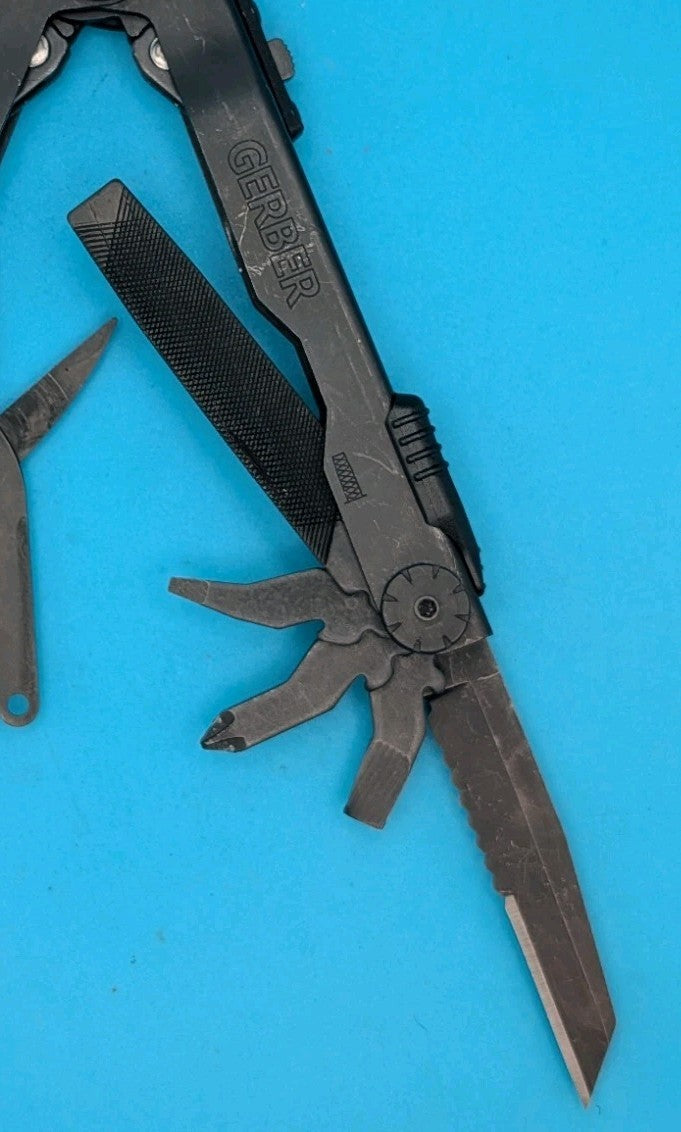 Gerber Diesel Multi Plier Multi-Tool! BLACK! WITH SHEATH!