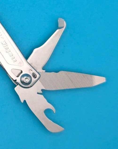 LEATHERMAN WINGMAN MULTI-TOOL! FAST SHIPPING!