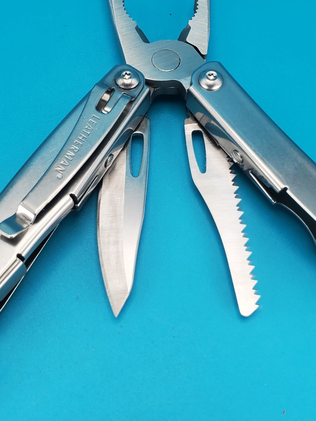 Leatherman Sidekick Multi-Tool, Knife, Pliers, Saw, Stainless!
