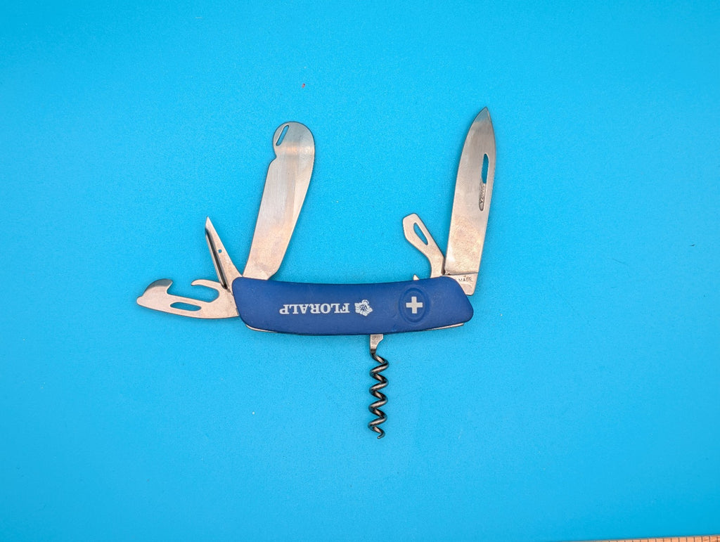 Swiza A20-44 Swiss Pocket Knife Stainless Steel Blades OD Blue Synthetic Handle