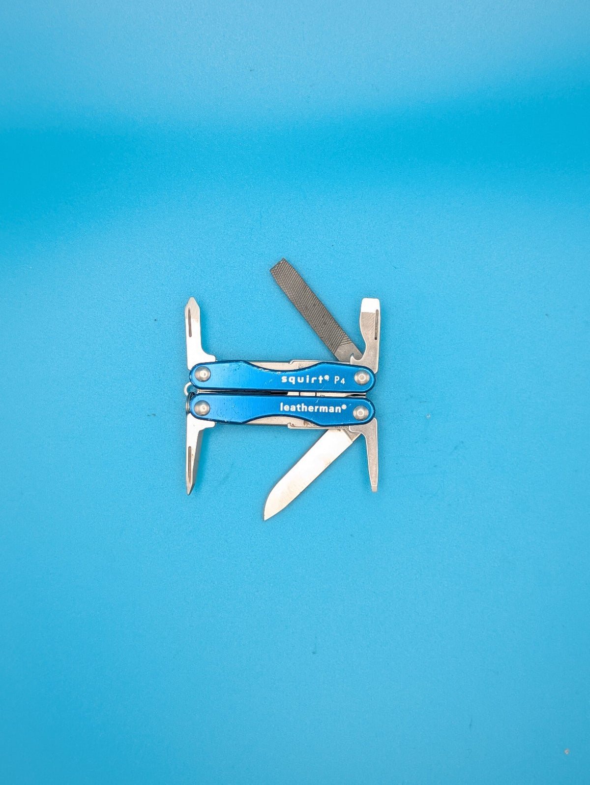 Leatherman Squirt P4 Multi-Tool, Key Ring, Retired, BLUE! *SIEMENS*