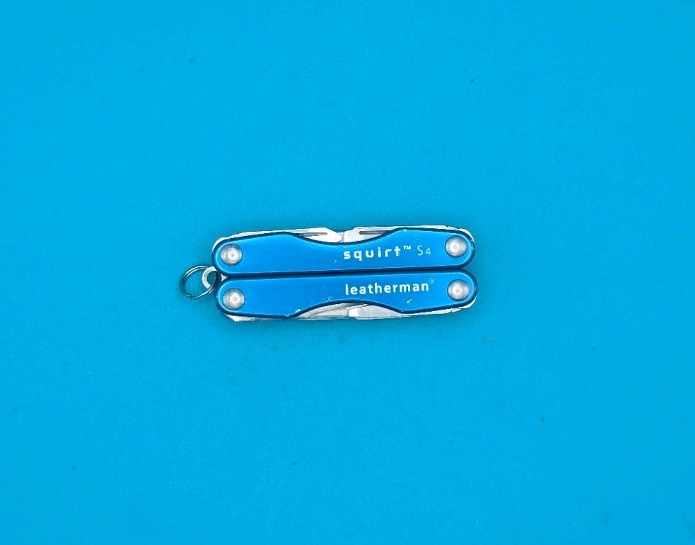 Leatherman Squirt S4 Multi-Tool, Key Ring, Retired, BLUE!