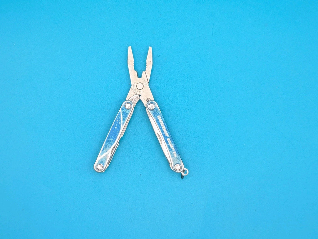 Leatherman SQUIRT PS4 Multi-Tool With Pliers Scissors Knife BLUE!