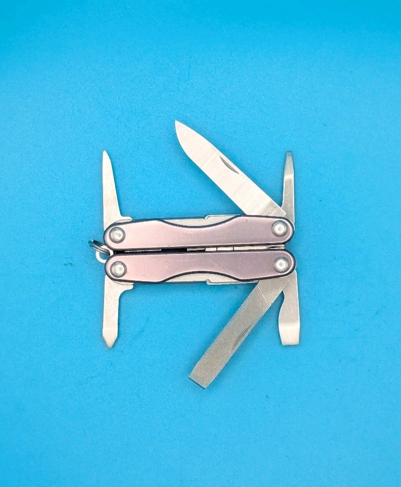Leatherman Squirt P4 Multi-Tool, Key Ring, Retired, GRAY!
