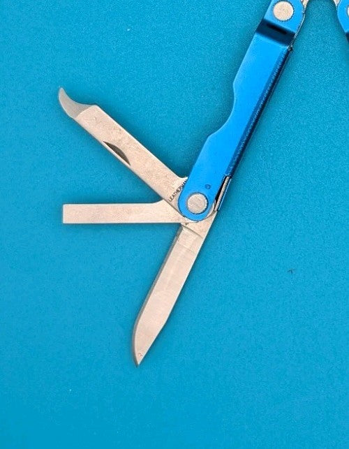 Leatherman Micra Multi-Tool, Knife, Scissors, Key Ring, Blue!