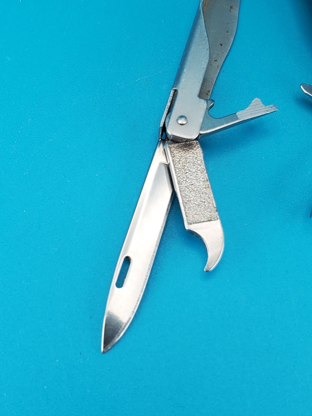 BUCK USA BUCK MINI BUCK MULTI TOOL 350! RETIRED COLLECTIBLE! WITH SHEATH!