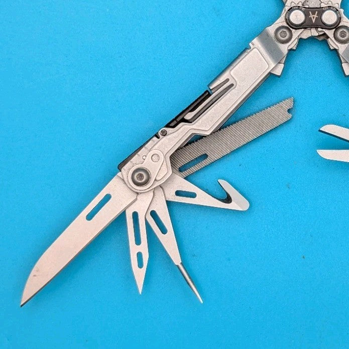 SOG PowerPint Tool Compact Lightweight Silver Multi-Tool!