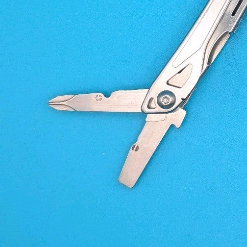 Leatherman Sidekick Multi-Tool, Knife, Pliers, Saw, Stainless!