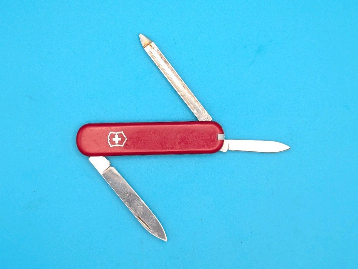 Victorinox Cavalier 74mm Red Swiss Army Knife Multi Tool!