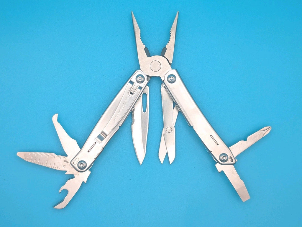LEATHERMAN WINGMAN MULTI-TOOL! FAST SHIPPING!