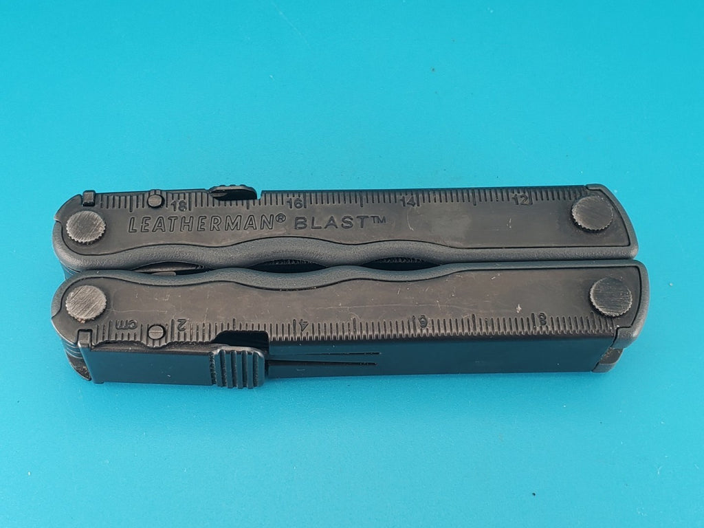 Leatherman BLAST Multi-Tool , Retired Multitool w/ Knife Pliers! BLACK OXIDE!
