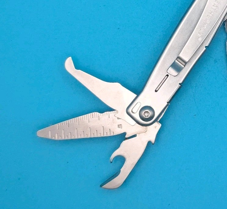 LEATHERMAN WINGMAN MULTI-TOOL! FAST SHIPPING!