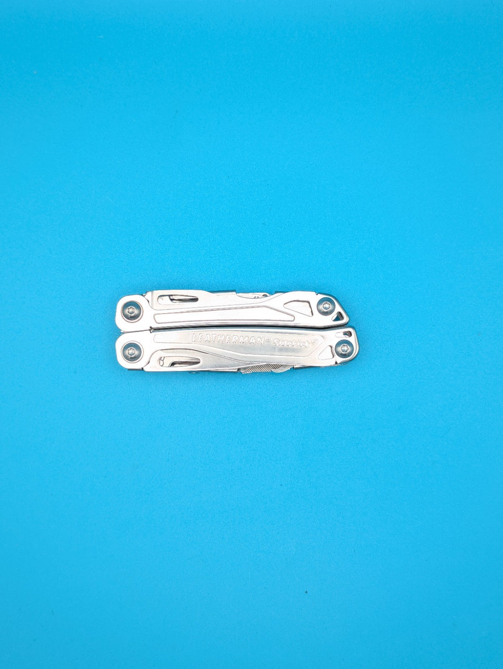 Leatherman Sidekick Multi-Tool, Knife, Pliers, Saw, Stainless with Sheath
