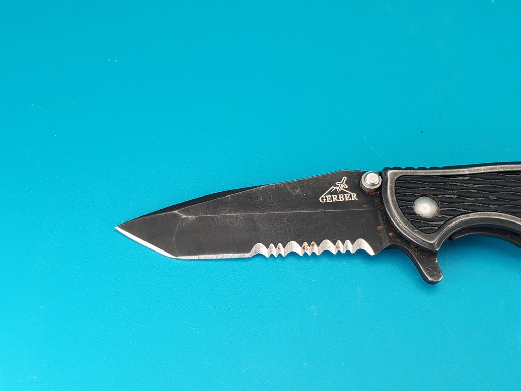 Gerber Torch I Frame Lock Plain Edge Blade Folding Pocket Knife! Black!